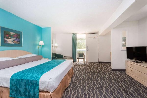 Howard Johnson Inn Commerce GA